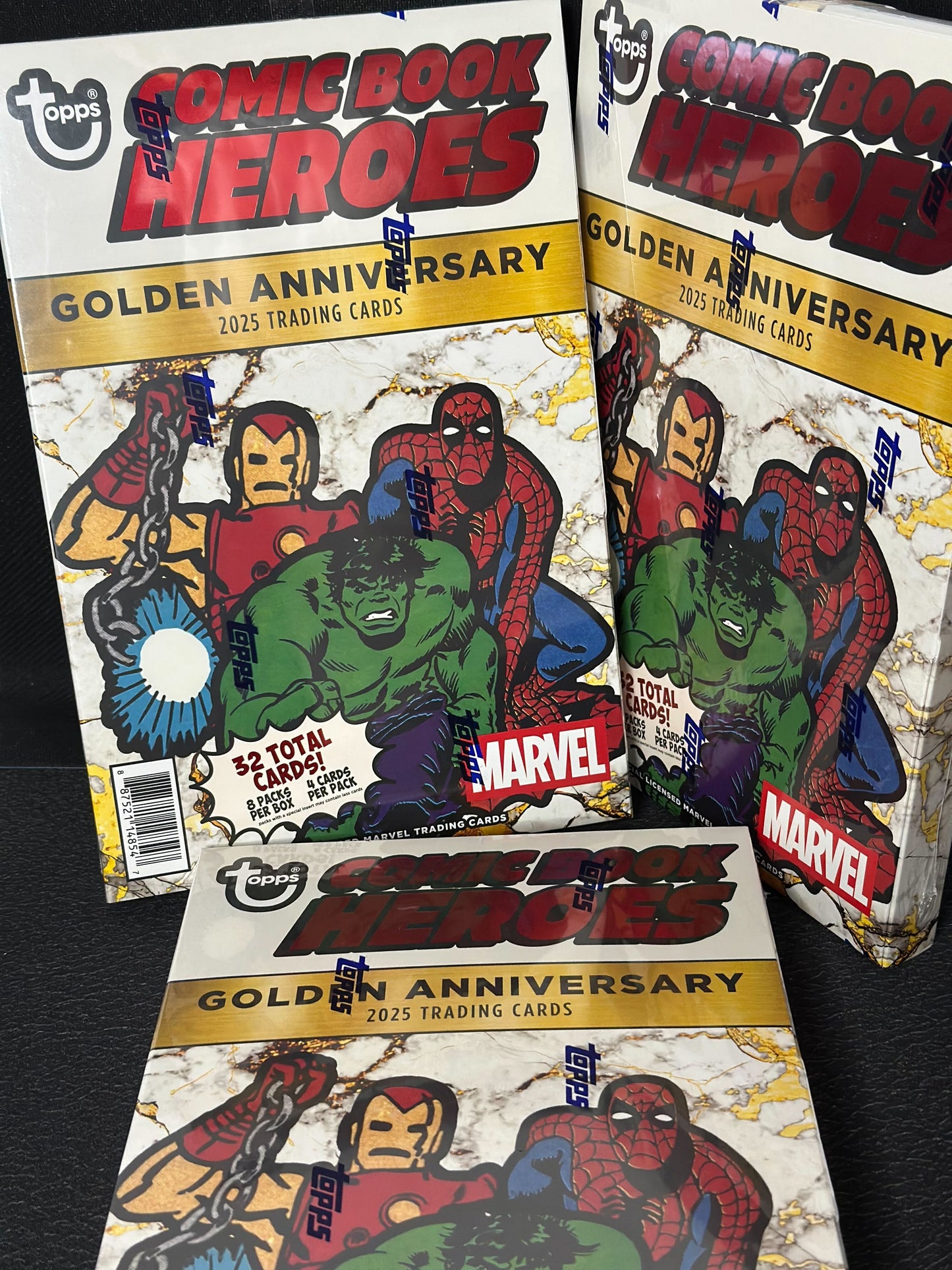 TOPPS COMIC BOOK HEROES 2025 - 1/10 SPOT RANDOM LETTER BREAK – 3 × Topps Comic Book Heroes 2025 Sticker Box